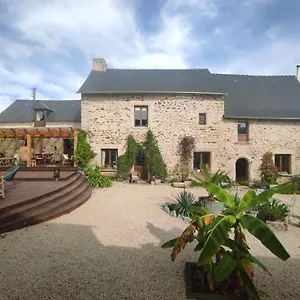 Bed & Breakfast La Es Riez D'hotes, Corseul